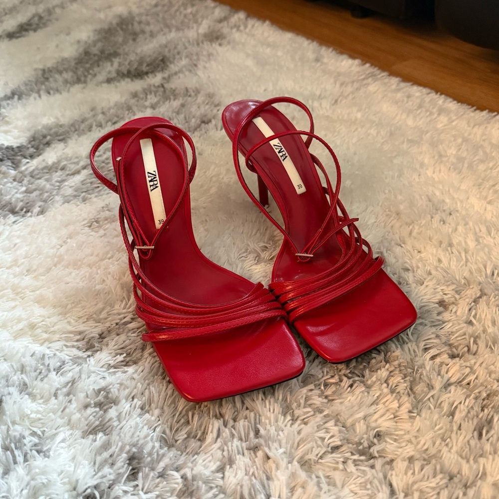 Zara red heels - Picture 7 of 11
